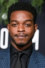 photo Stephan James